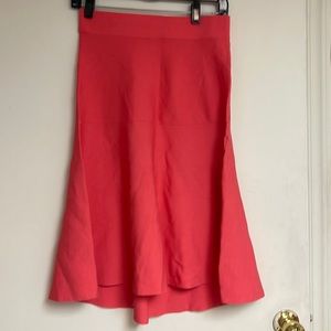 NWOT JUNEE Hi low skirt, size small